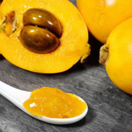 The Grocer: Loquat