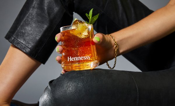 In good spirits – Hennessy treats hard-working hospo heroes to dinner and drinks