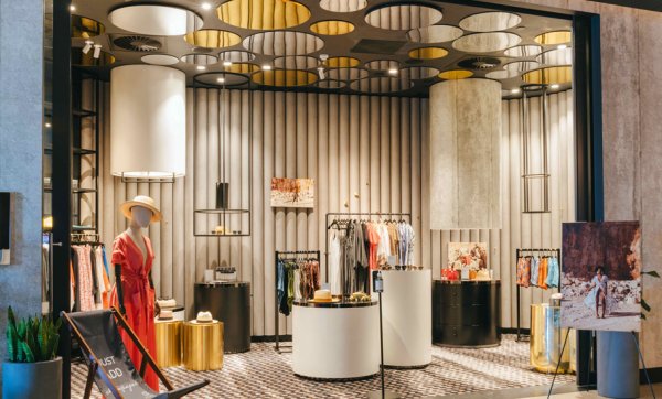 Luxe resort-wear label opens pop-up boutique W The Store by Robe inside North Quay hotel