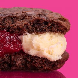 The iconic Butterbing brownie-cookie sandwiches are back – here's where to find them