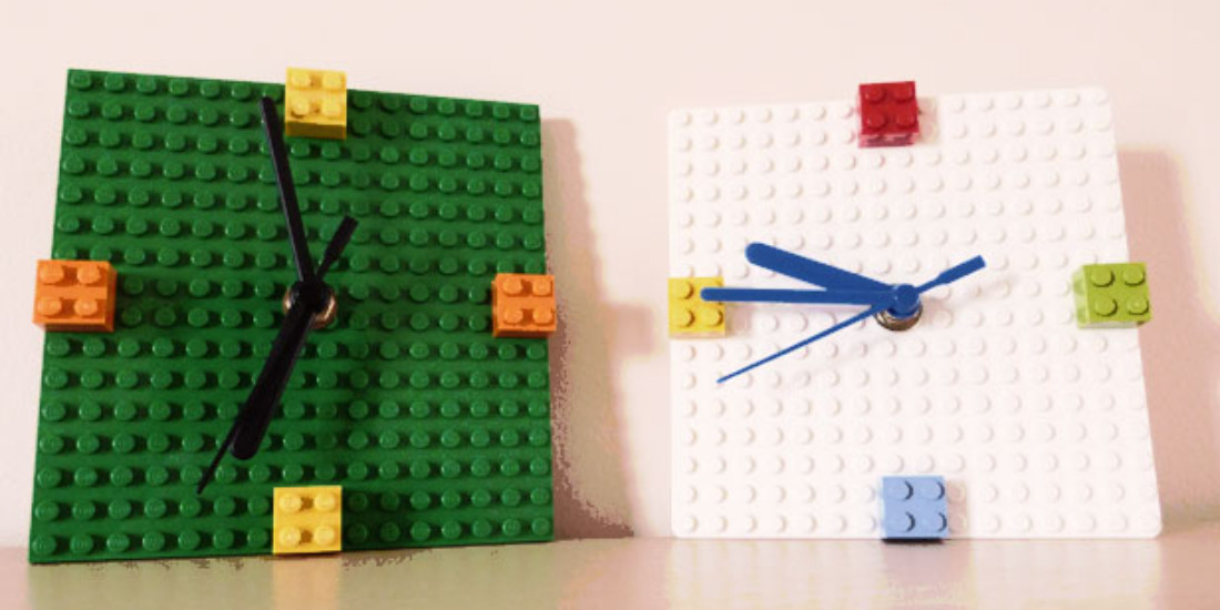 Schedule playtime with a Lego clock by Loopy Designs