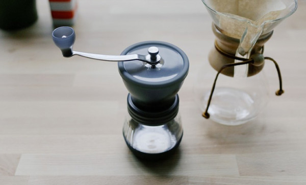 TWE Travel coffee grinder