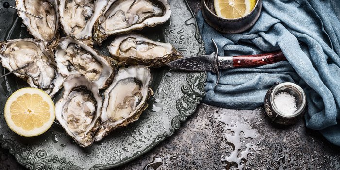 Oyster Hour at Stoke Bar