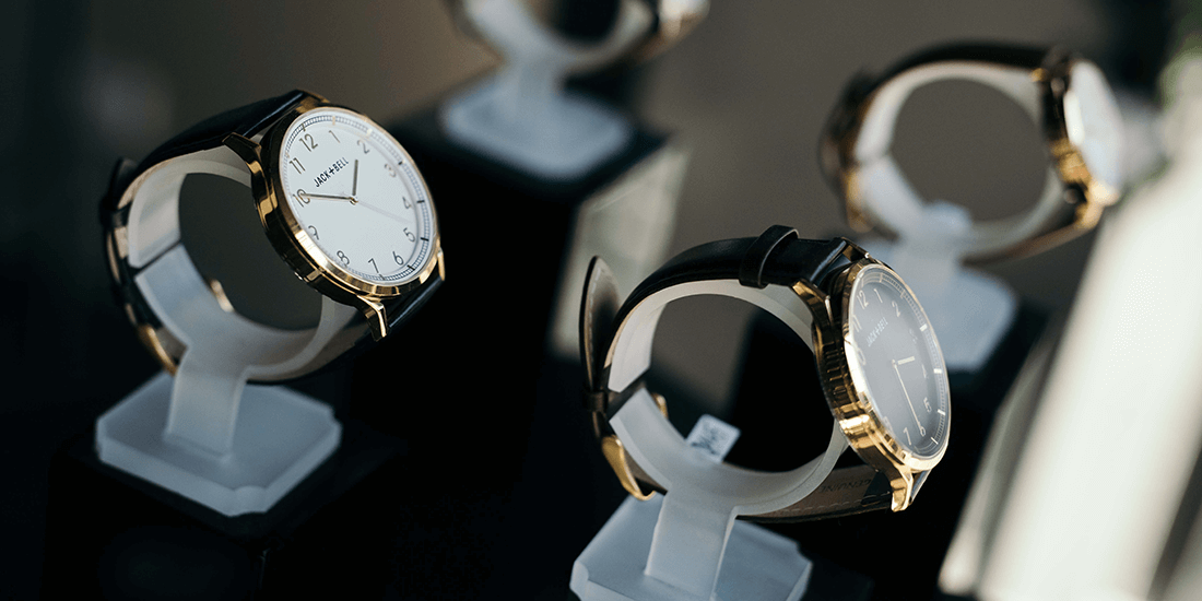 You can’t resist the itch to adorn your wrist with Jack + Bell timepieces