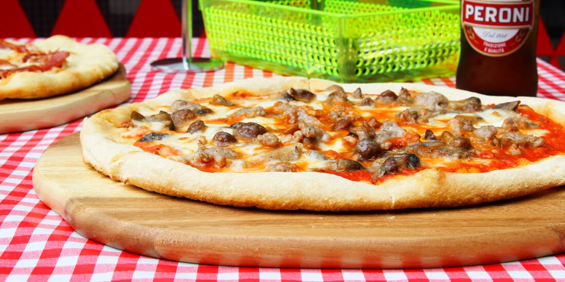 Johnny's Pizzeria brings a slice of Italo-disco heaven to Bakery Lane