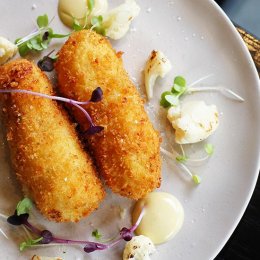 Cheese, classic fare and cocktail carafes – Drum brings it all to Newstead