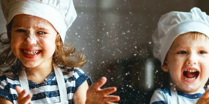 Kids' pizza cooking classes at Vapiano