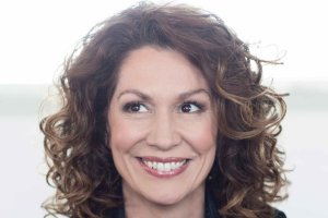 Kitty Flanagan: Bridge Burning and Other Hobbies in conversation