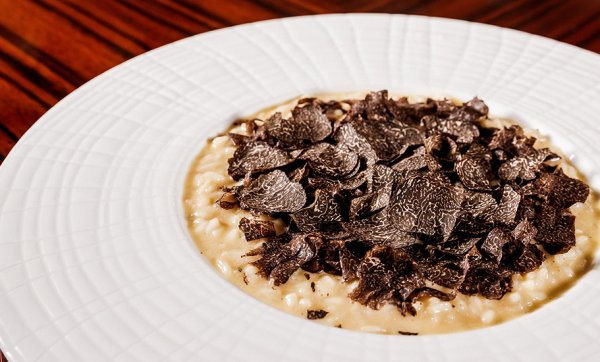 ‘Tis the (truffle) season – indulge in decadent delights at the Bacchus Truffle Degustation