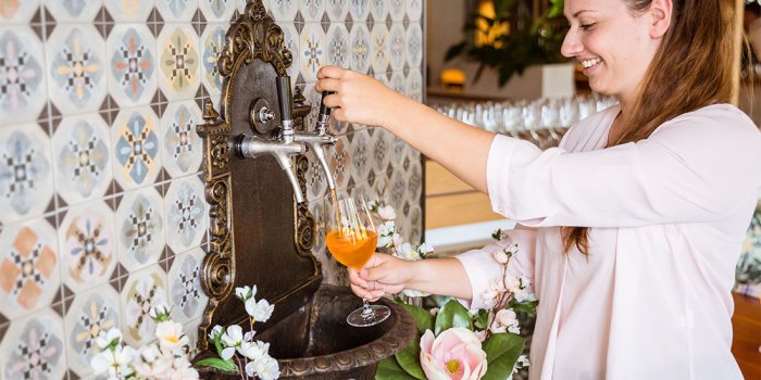 Sparkling Springs Spritz and Prosecco Fountain