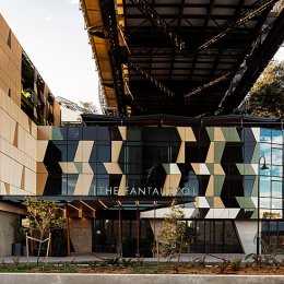 Howard Smith Wharves' stunning Art Series Hotel, The Fantauzzo, opens its doors