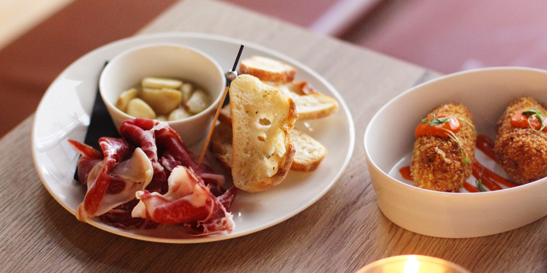 Sherry, snacks and San Sebastián vibes – Alba Bar and Deli opens on Burnett Lane