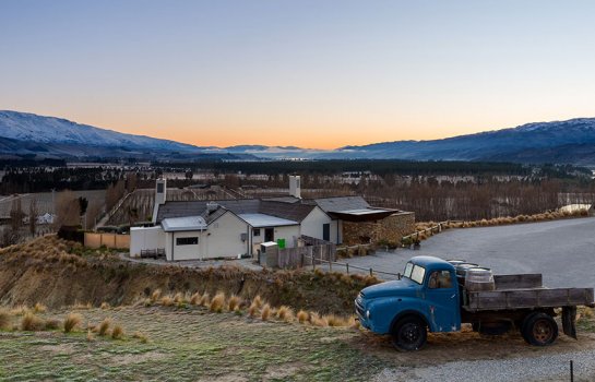 The roadtrip series: how to sip your way around lush Lower South New Zealand