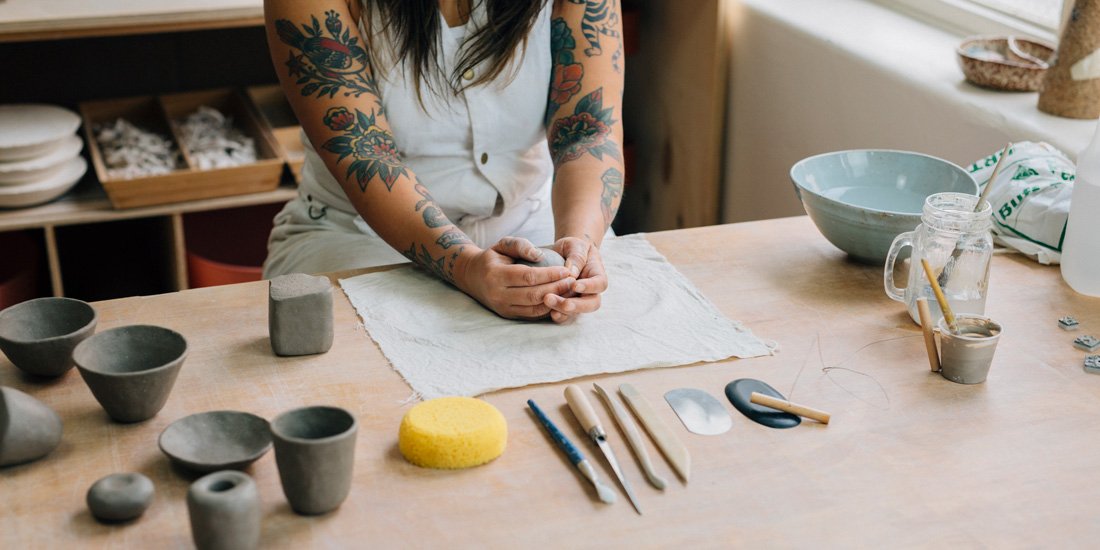 Live out all your artistic dreams in this exclusive PATRÓN Ceramics Masterclass