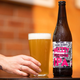 4ZZZ celebrates 45 years on the air with new collaborative brew from Young Henrys