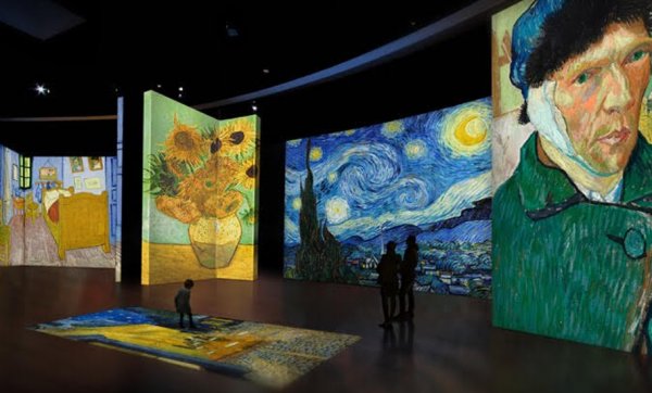A multi-sensory Van Gogh experience is coming to Brisbane so get ready to stroll through the sunflowers