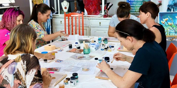 Resin Jewellery Making Workshop