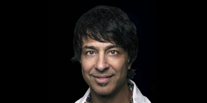 Arj Barker Comes Clean