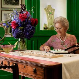 Opulent opals and perfect pearls – discover jewellery designer Margot McKinney's World of Wonder at Museum of Brisbane