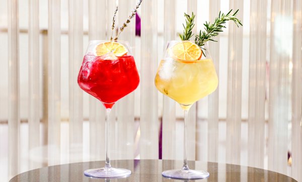 A spring-inspired spritz bar is popping up in The City so prepare to wet your whistle