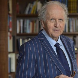 Alexander McCall Smith brings his newest novel A Song of Comfortable Chairs to Brisbane Powerhouse