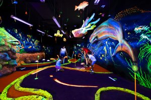 Easter Extravaganza at Undersea Putt + Play