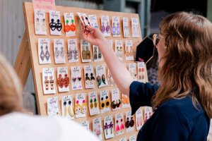 BrisStyle Earrings Market