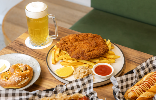 Schnitzels, snags and strudel star at Bavarian Sizzle, Coorparoo's German-inspired eatery