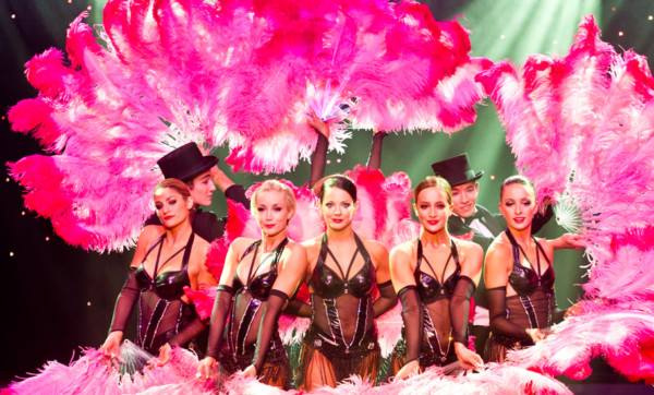 Be transported to a French revue with Cabaret De Paris
