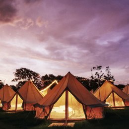 Go glamping in Byron Bay's luxury pop-up hotel this Christmas