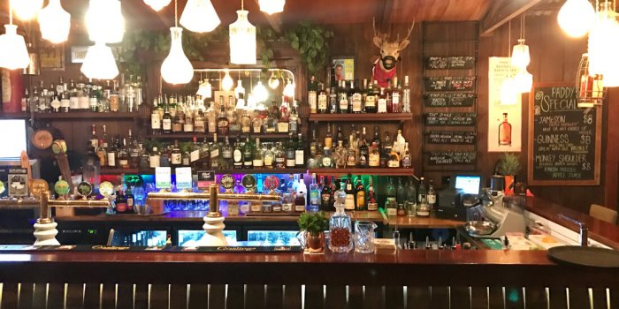 Bourbon, Beats and Barbecue Eats at Lester & Earl