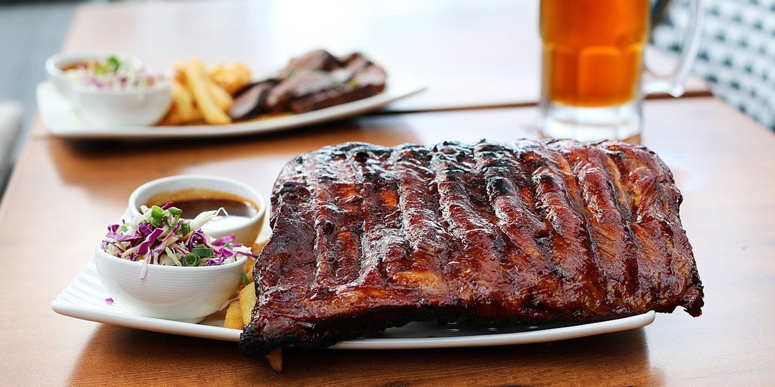 Buffalo Sears fills the Burleigh Heads air with mouth-watering smokehouse meats