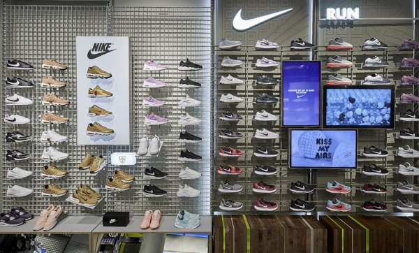 UK sports-fashion retailer and sneaker giant JD Sports opens on the Gold Coast