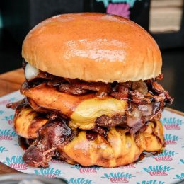 Pavement Whispers: milky burgers, beachside distilleries and saucy wing bars