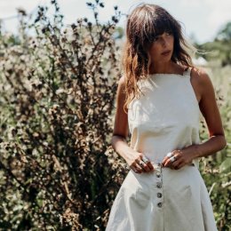 Embrace effortless beauty with threads from Byron Bay's yarn.