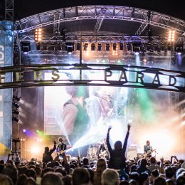 Jimmy Barnes headlines an all-Aussie line-up for the Surfers Paradise LIVE beachfront music festival