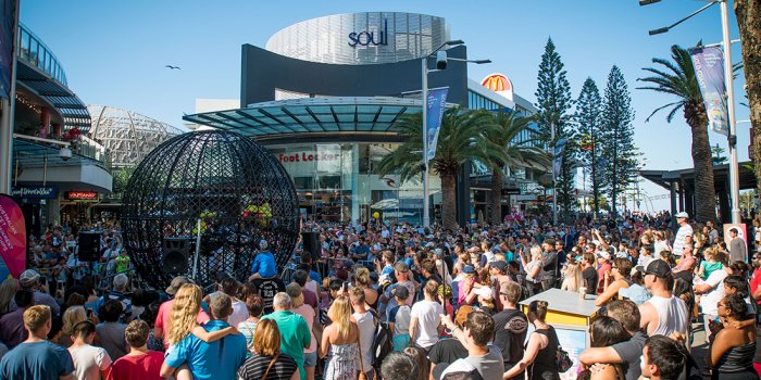 Australian Street Entertainment Carnival at Surfers Paradise