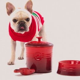 The Le Creuset Pet Collection brings all the good boys to the yard