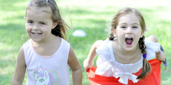 Coastal Babysitters Community Mingle at Woodlands Park