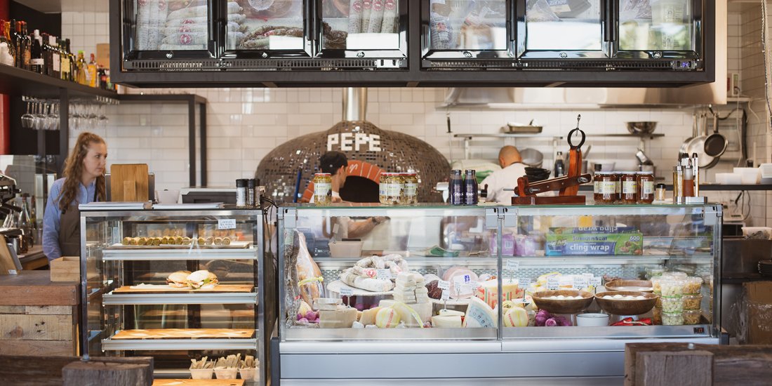 Pepé Italia Deli brings pizzas, pastas, salami and cheese to Palm Beach