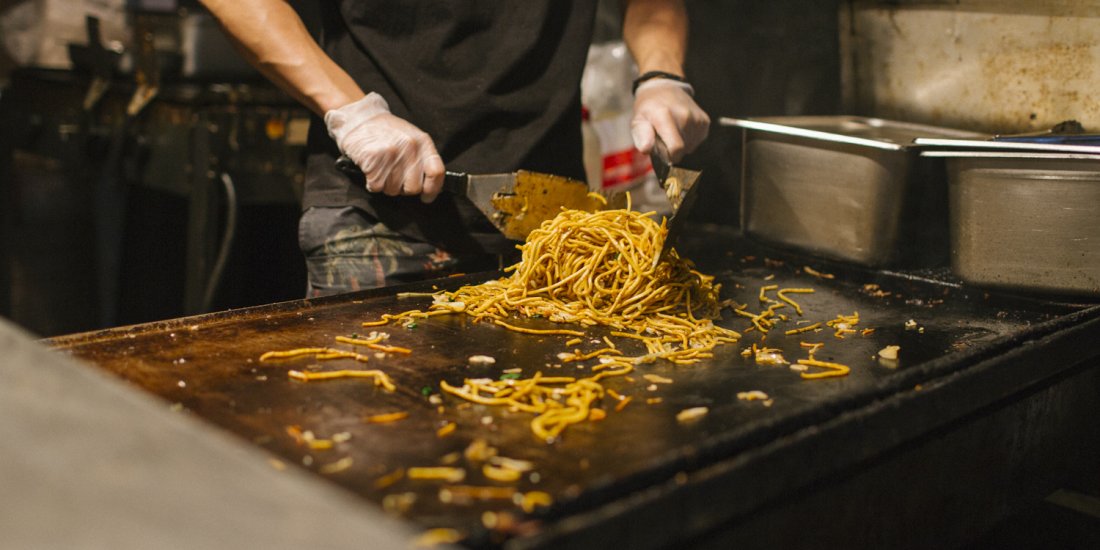 Want fries with that shake? Miami Marketta opens drag-queen drive-through