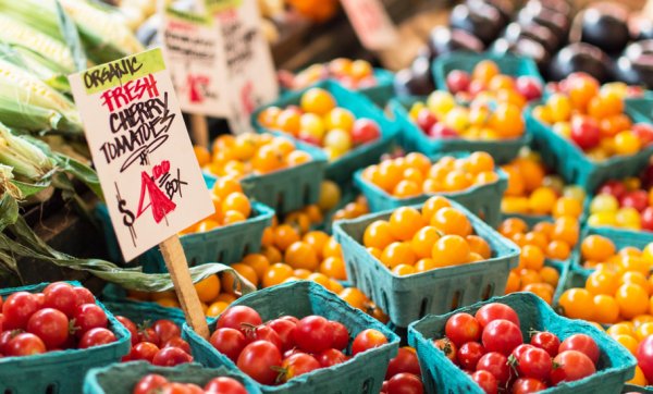 Stock up on your Christmas Day essentials at these Gold Coast farmers markets