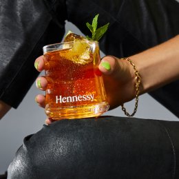 In good spirits – Hennessy treats hard-working hospo heroes to dinner and drinks