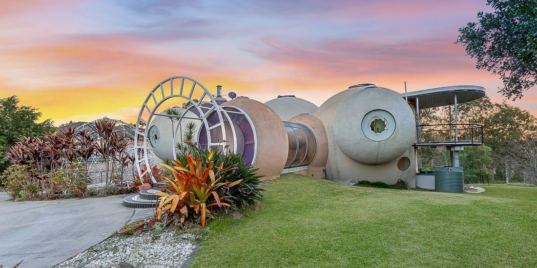 Live out your futuristic dreams with this totally extra Bubble House