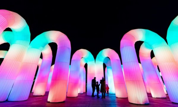 Get set to immerse yourself in inflatable installations and floating exhibitions – Brisbane Festival is coming back with a bang