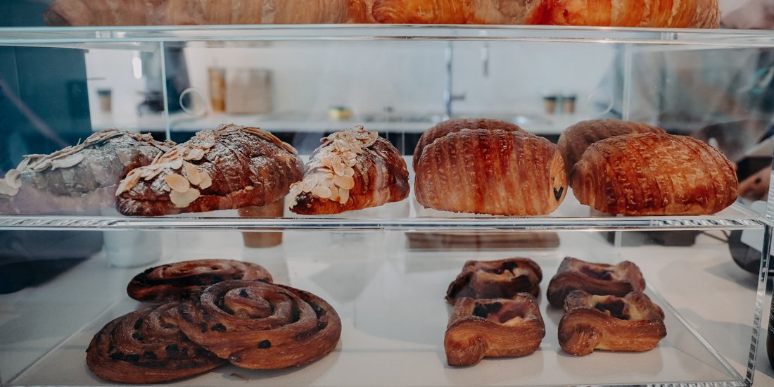 Sparrow Coffee Co flies into Nobby Beach to fill your morning with quality brews on the fly