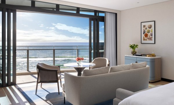 A new level of luxury – The Langham, Gold Coast officially welcomes its first guests