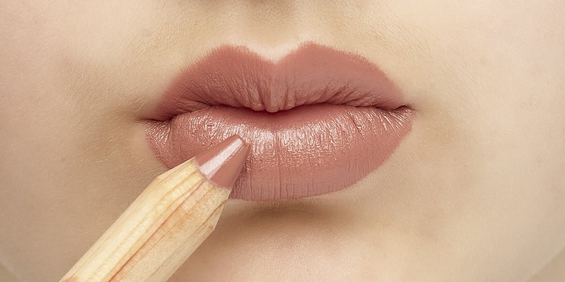 Ditch the toxic chemicals and pucker up for Lük Beautifood's natural long-wearing lipstick crayons