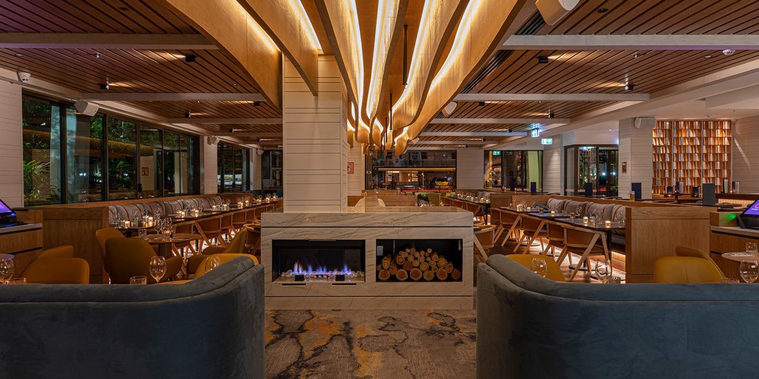 Stay toasty at these Gold Coast restaurants with fireplaces