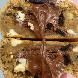 Satisfy your sweet tooth with a cookie from Mr Treat in Burleigh Heads